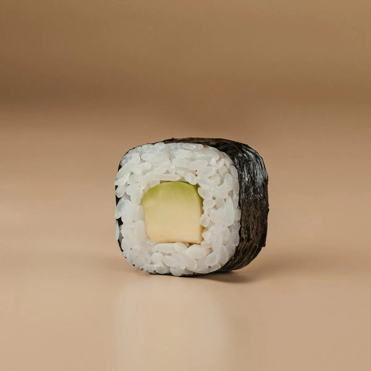 Маки с авокадо